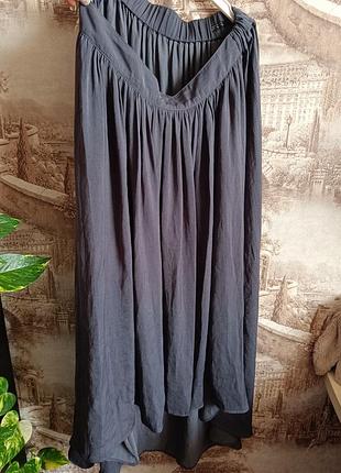 Юбка макси графитовый с шелковистым асимметричным подолом