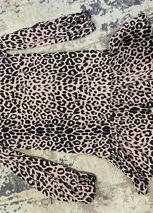 Сукня легка вільного крою