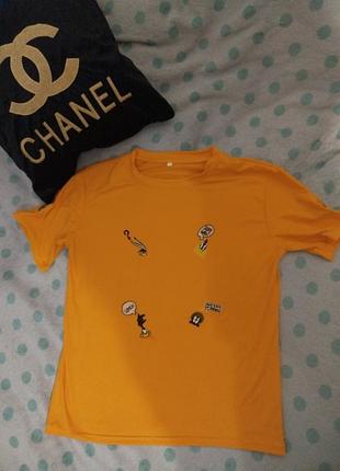 Футболка жіноча