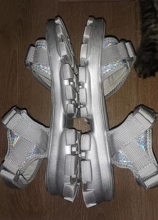 Босоножки для девочки 3