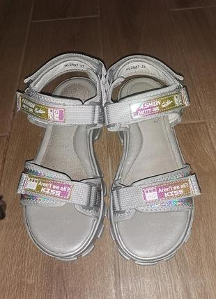 Босоножки для девочки 8