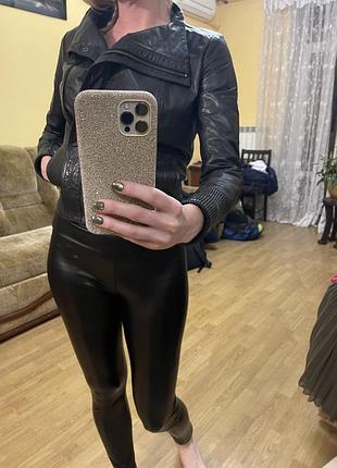 Куртка косуха шкіряна dkny чорна