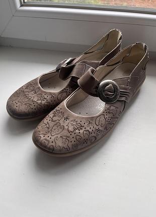 Балетки шкіряні mary jane