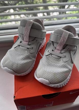 Кросівки nike для дівчинки 2