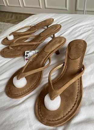 Жіночі шльопки шлопанці мюлі нові замш зара zara бежеві