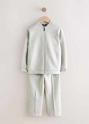 Костюм некст