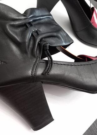 Tamaris р. 39 кожаные ботильоны с открытым подъемом стелька 25,5 см германия натуральная кожа