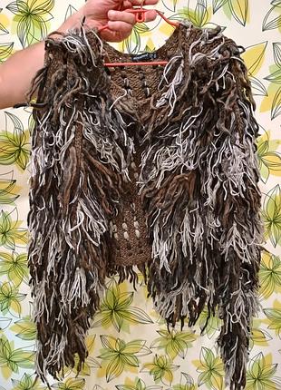 Стильний теплий кардиган кофта  у вінтажному стилі 60 років керрі бредшоу з бахромою