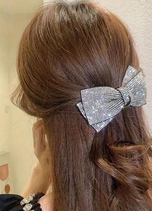 Блискуча заколка бант зі стразами