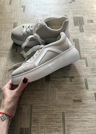 Продам кеди