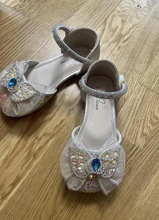 Босоніжки (17 см устілка)