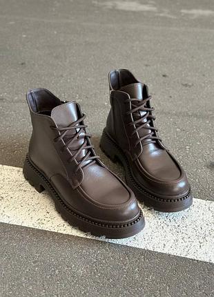 Шоколадные ботинки женские