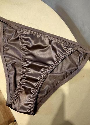 Шикарные атласные трусики