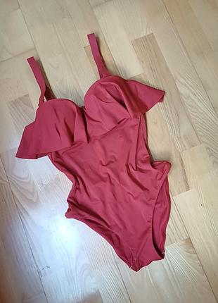 Стильный купальник oysho кирпичного цвета с рюшами суцільний купальник сдельный литой купальник