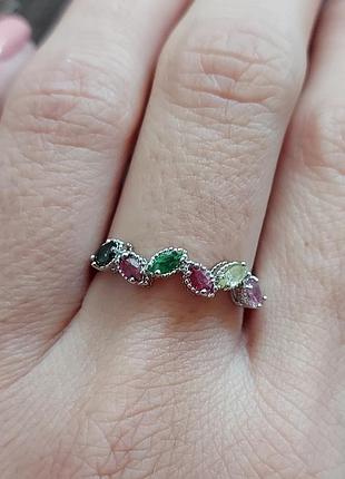 Каблочка с натуральным турмалином
