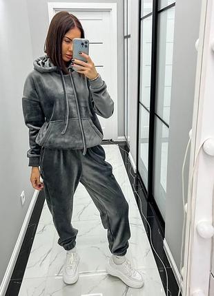 Дуже теплий спортивний костюм з худі