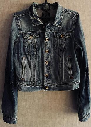 Джинсова куртка