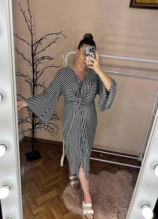 Жіноче плаття сукня