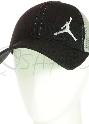 Бейсболка сітка з брендовою вишивкою на липучці-регуляторі унісекс jordan bsh18110 чорний