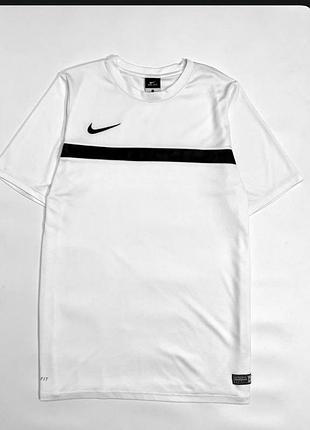 Найк дрі фіт білий