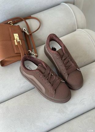 Кеды коричневые