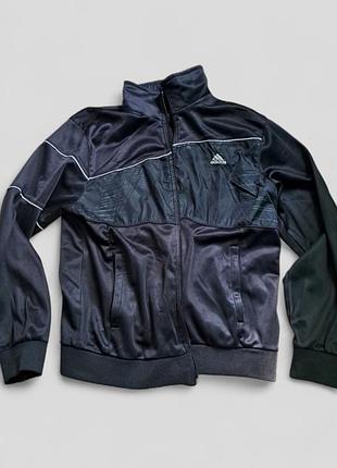 Зепкая адидас