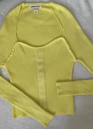 Светрик з віскози