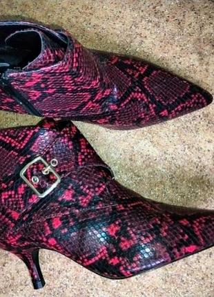 Ботинки под рептилию