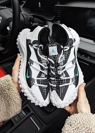 Мужские кроссовки nike acg mountain fly белые с черным