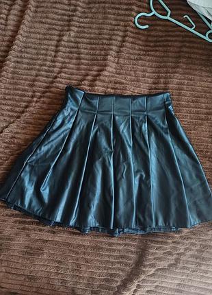 Юбка мини из экокожи
