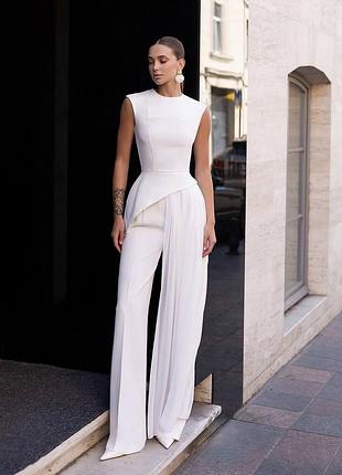 Топ з довгим шифоновим шлейфом