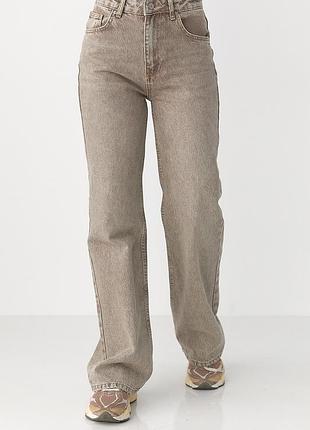 Широкі прямі джинси з високою посадкою