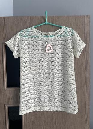 Стильная кружевная блуза