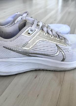 Кросівки жіночі nike zoom pegasus 40 running shoes white dv3854-101