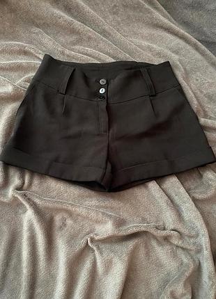 Шорты женские классические или casual