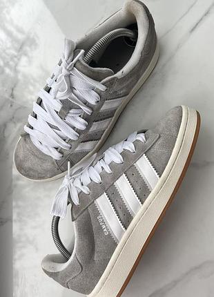 Кросівки adidas campus