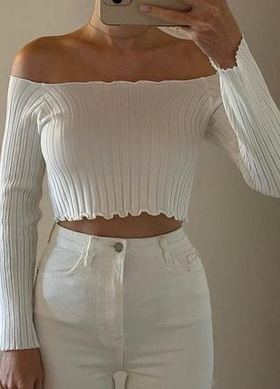 Біла кофта кроп-топ з довгим рукавом