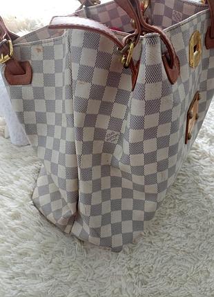 Сумка бу объемная станы хорошая фирма