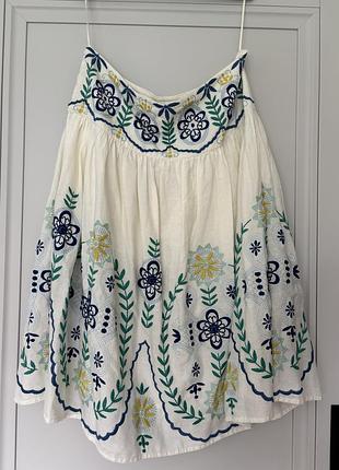 Спідниця з вишивкою