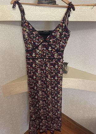Сарафан жіночий