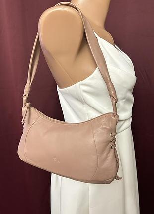 Кожаная сумочка багет tula