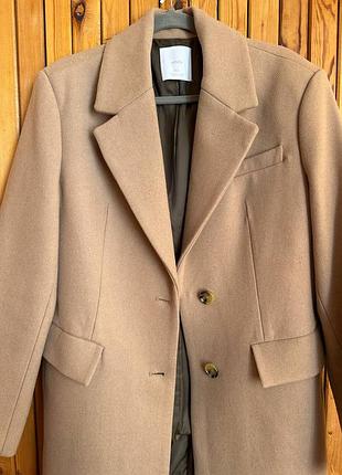 Пальто mango, одевала 2 раза, состояние нового, xl. в составе есть шерсть!