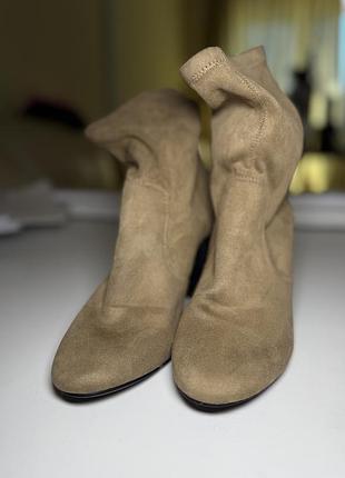 Замшеві ботинки, черевики, ботильйони 37 р