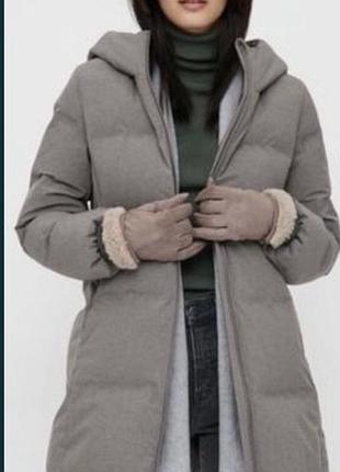 Uniqlo пуховик зимовий