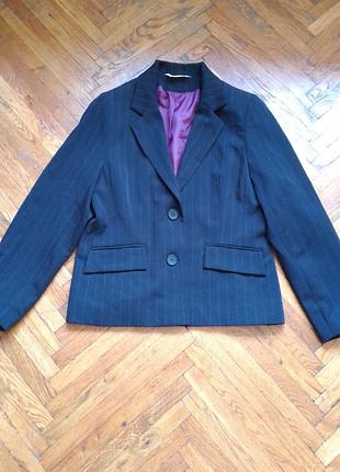 Піджак жакет жіночий в ідеальному стані на підкладці і гудзиках