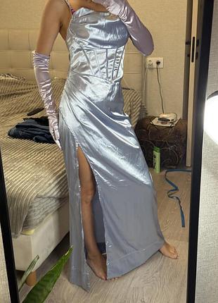 Вечірня сукня корсетна сукня з розрізом