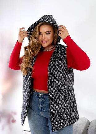 Женская жилетка