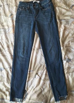 Джинсы скинни