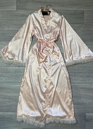 Атласний королівський халат довгий з декором максі з довгим пишним рукавом жіночий домашній