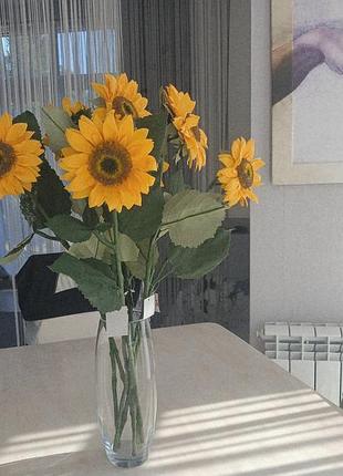 Букет из 7 штук подсолнечников. искусственные цветы.